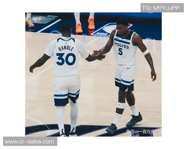 兰德尔全力以赴砍下32分但球队仍难敌对手失利之痛