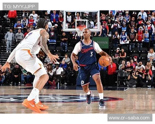 多支球队主动联系保罗探讨未来计划他始终保持训练状态 多支球队主动联系保罗探讨未来计划他始终保持训练状态