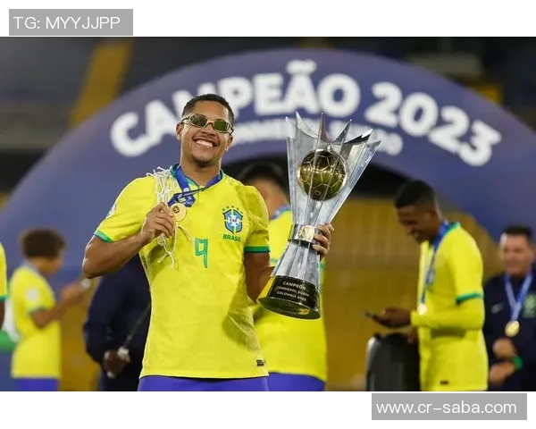 巴媒报道罗克因发布恐同言论被起诉或面临5到10场禁赛处罚 巴媒报道罗克因发布恐同言论被起诉或面临5到10场禁赛处罚