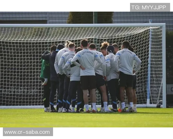 哈兰德分享全队庆祝合影感慨艰难时刻坚持不懈的奋斗精神 哈兰德分享全队庆祝合影感慨艰难时刻坚持不懈的奋斗精神