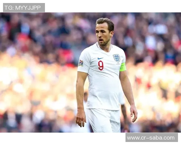 凯恩谈英格兰进步与夺冠希望:大赛前的热门球队心态与成长之路 凯恩谈英格兰进步与夺冠希望:大赛前的热门球队心态与成长之路